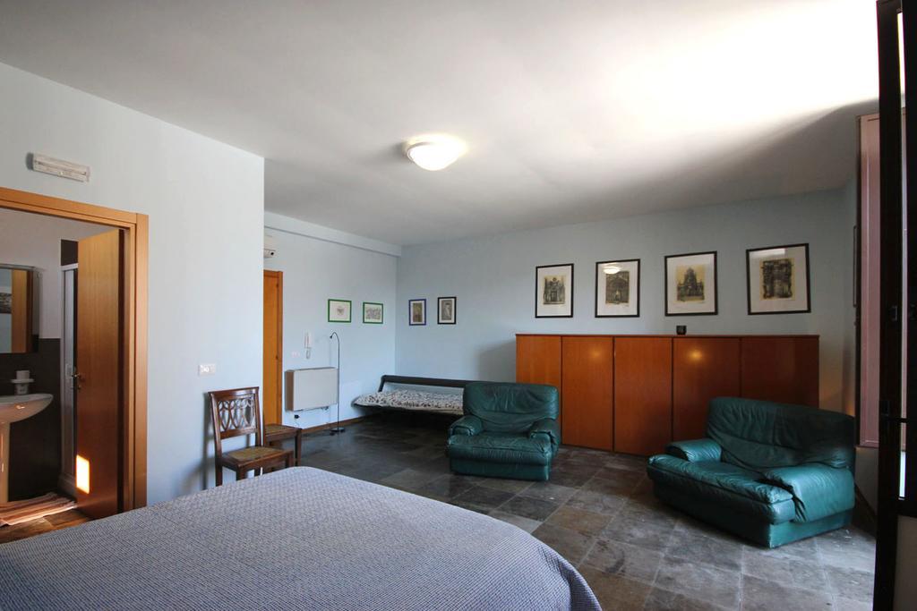 Panta Rei B&B Ragusa Ruang foto