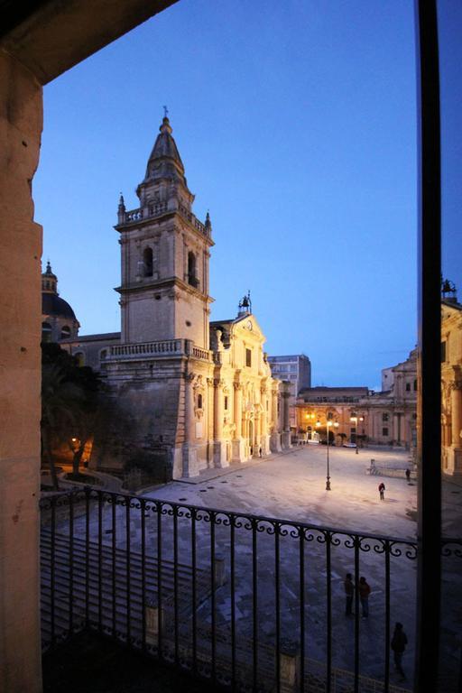 Panta Rei B&B Ragusa Bagian luar foto